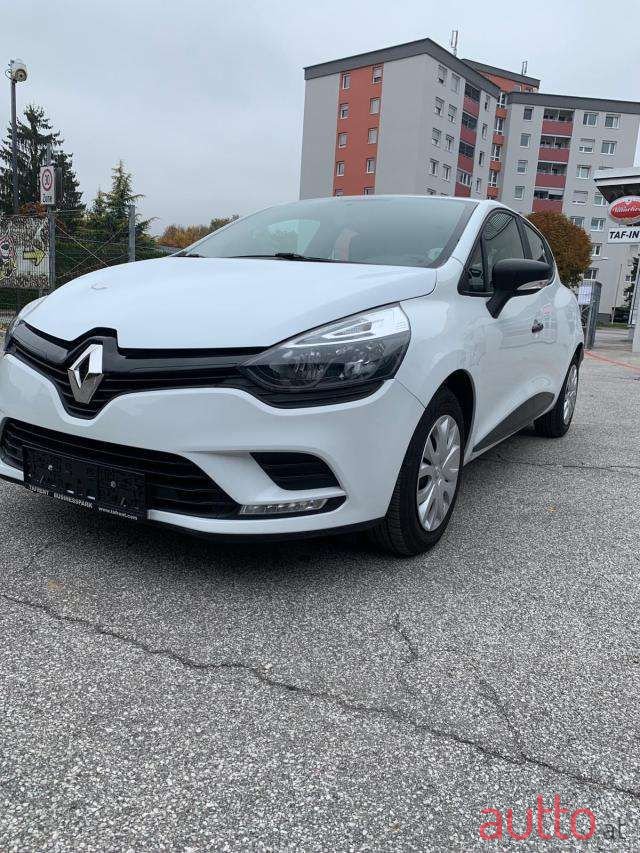 2018' Renault Clio photo #2