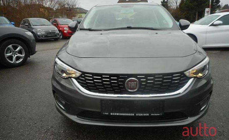 2017' Fiat Tipo photo #1