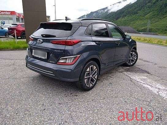 2023' Hyundai Kona photo #5