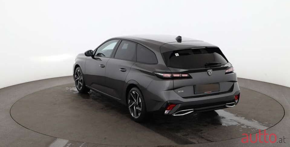 2022' Peugeot 308 photo #5