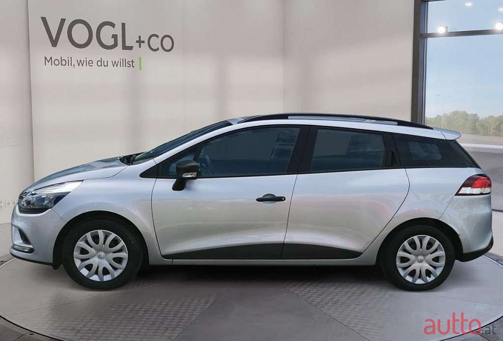 2019' Renault Clio photo #3