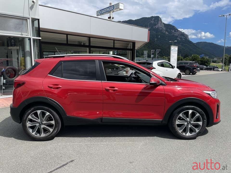 2018' Kia Stonic photo #3