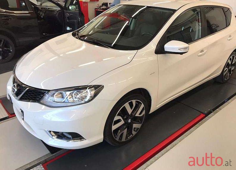 2016' Nissan Pulsar photo #1