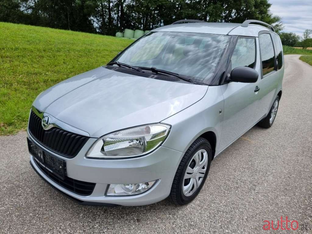 2015' Skoda Roomster photo #1