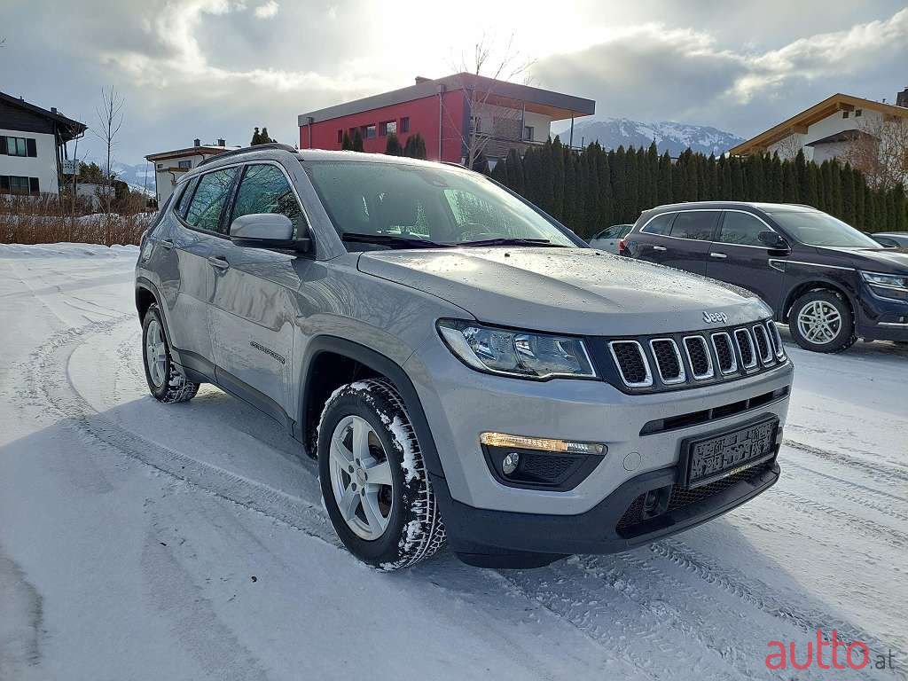 2018' Jeep Compass photo #3