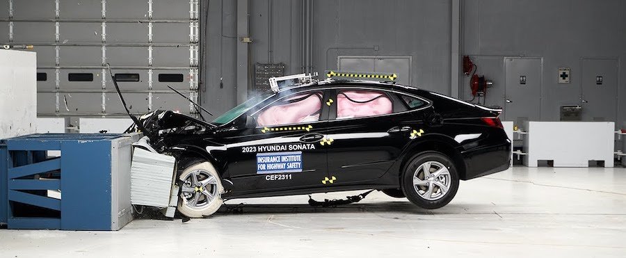 2023 Hyundai Sonata IIHS crash test