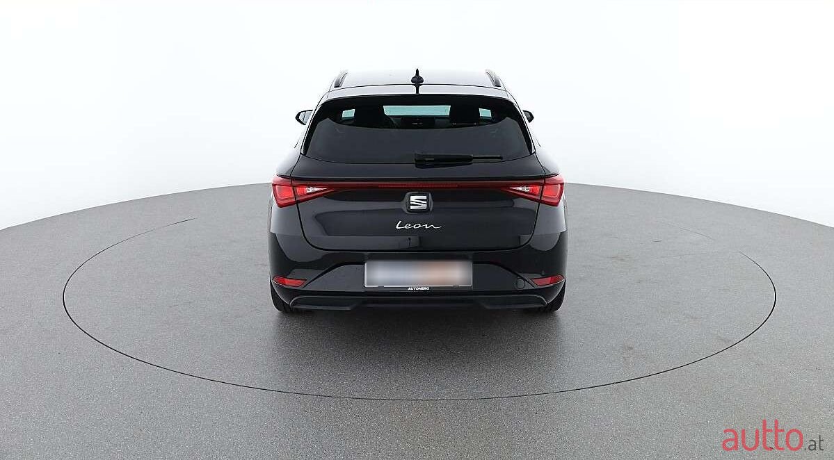 2020' SEAT Leon photo #4