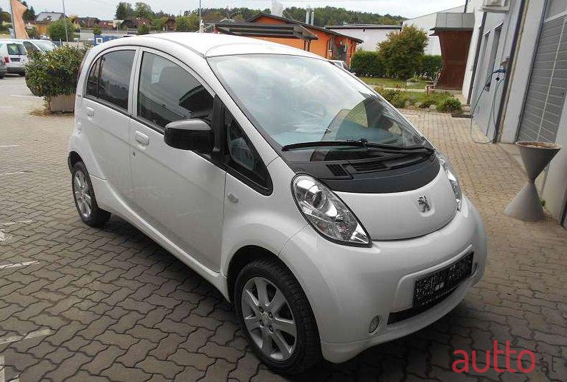 2014' Peugeot Ion photo #1