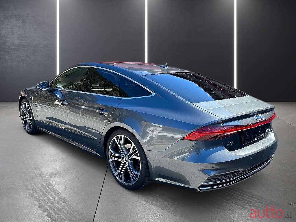 2019' Audi A7 photo #3