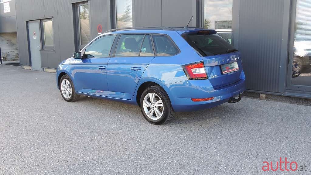 2022' Skoda Fabia photo #3