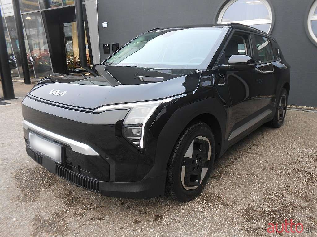 2024' Kia Ev3 photo #2