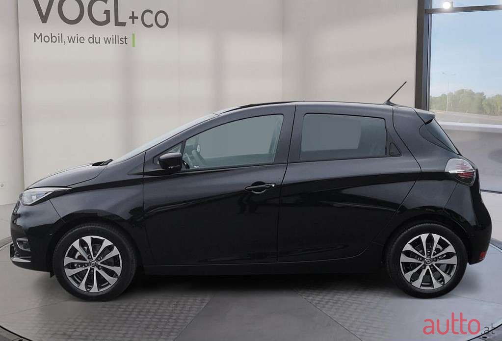 2022' Renault Zoe photo #2