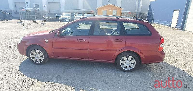 2008' Chevrolet Nubira photo #2