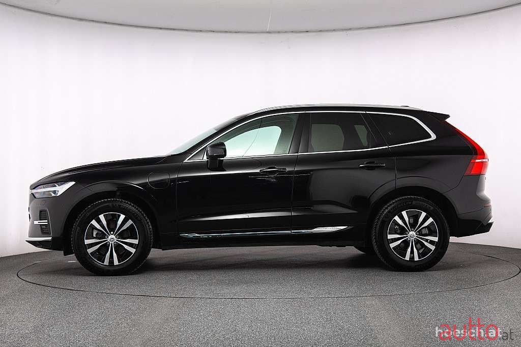 2023' Volvo XC60 photo #3