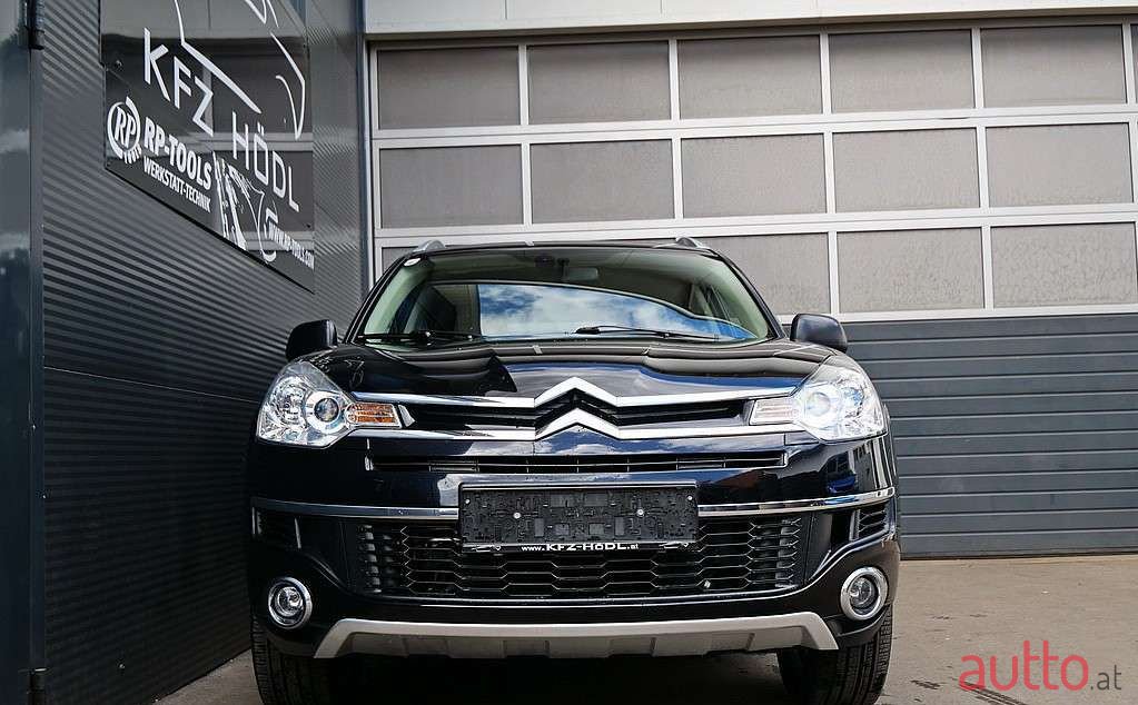 2012' Citroen C-Crosser photo #2