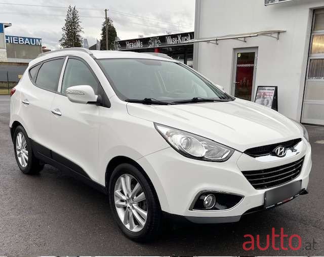 2011' Hyundai ix35 photo #4