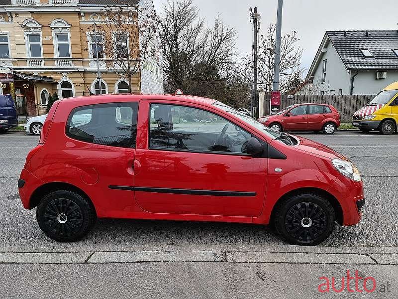 2009' Renault Twingo photo #5