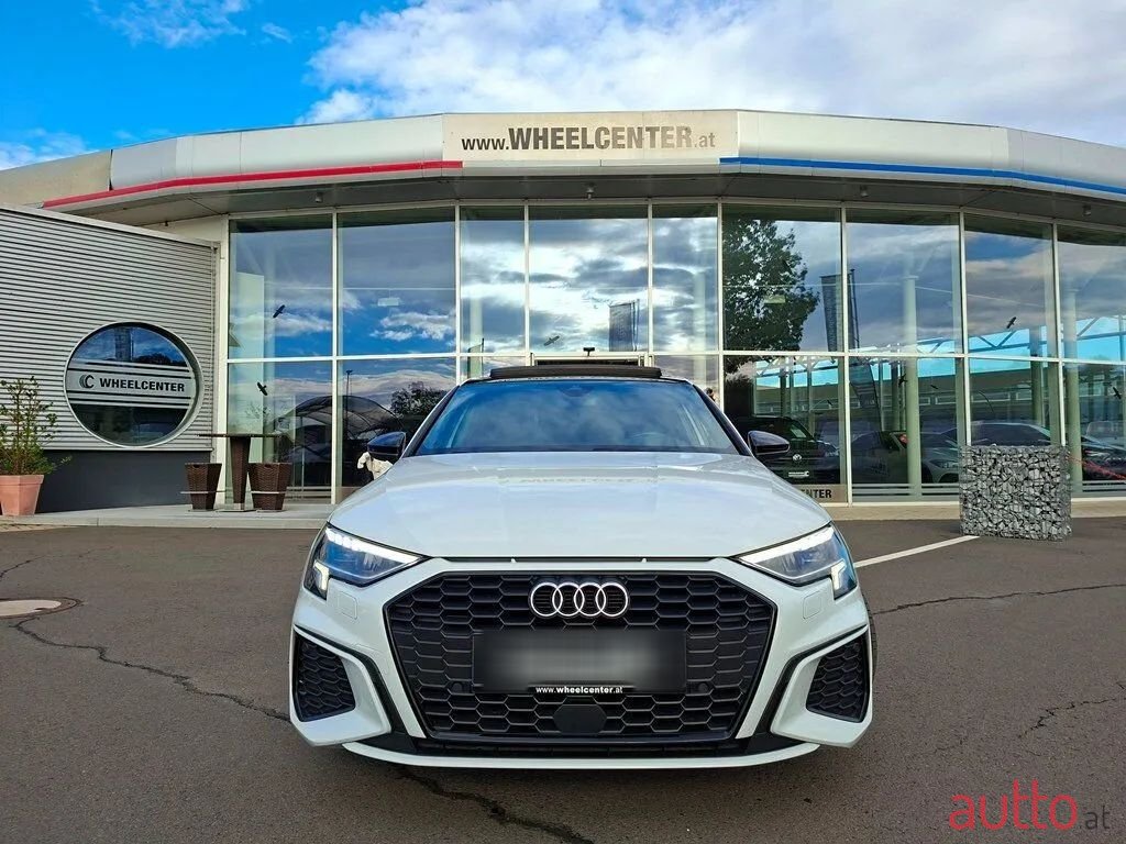 2022' Audi A3 photo #3