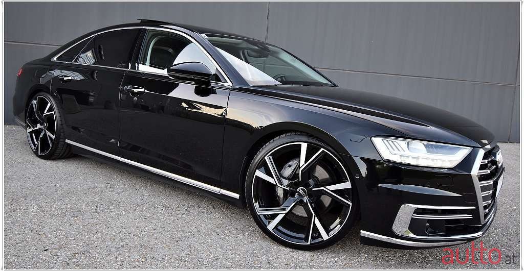 2019' Audi A8 photo #2