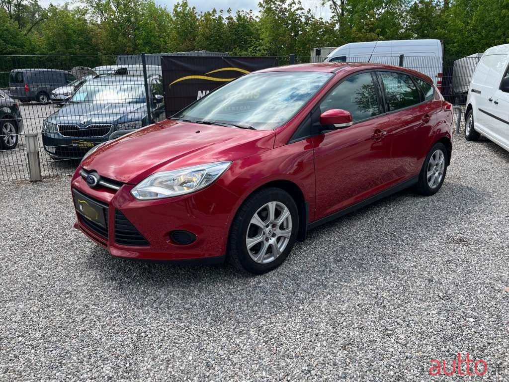 2011' Ford Focus photo #1