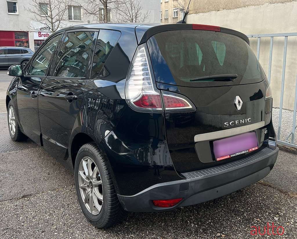 2013' Renault Scenic photo #4