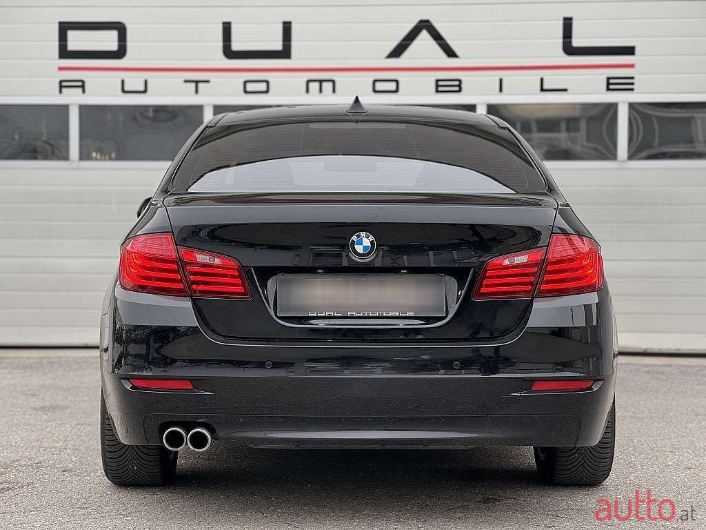 2013' BMW 5Er-Reihe photo #6