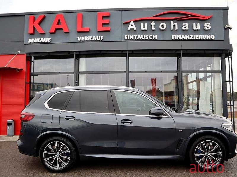 2020' BMW X5 photo #3