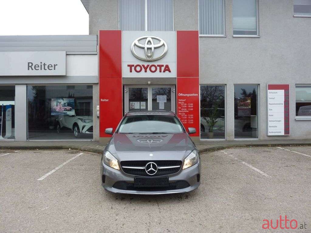 2017' Mercedes-Benz A-Klasse photo #1