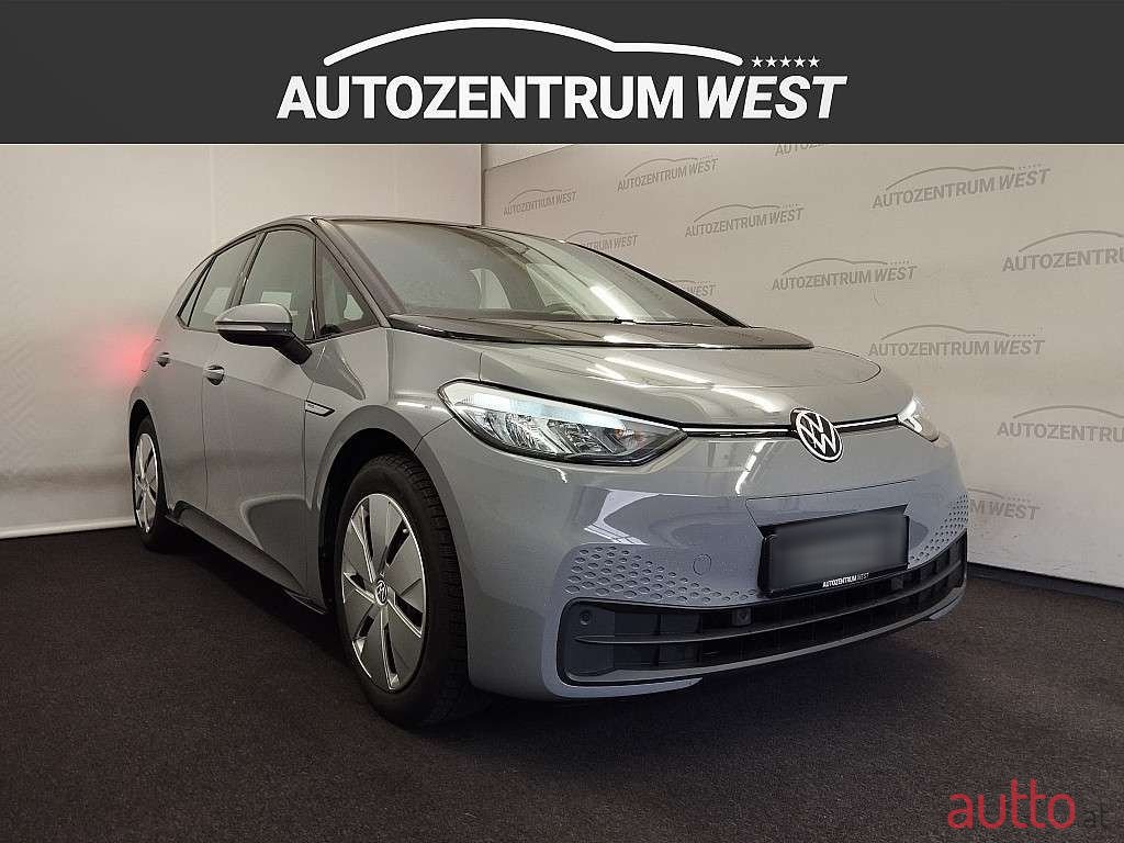 2021' Volkswagen ID.3 photo #3