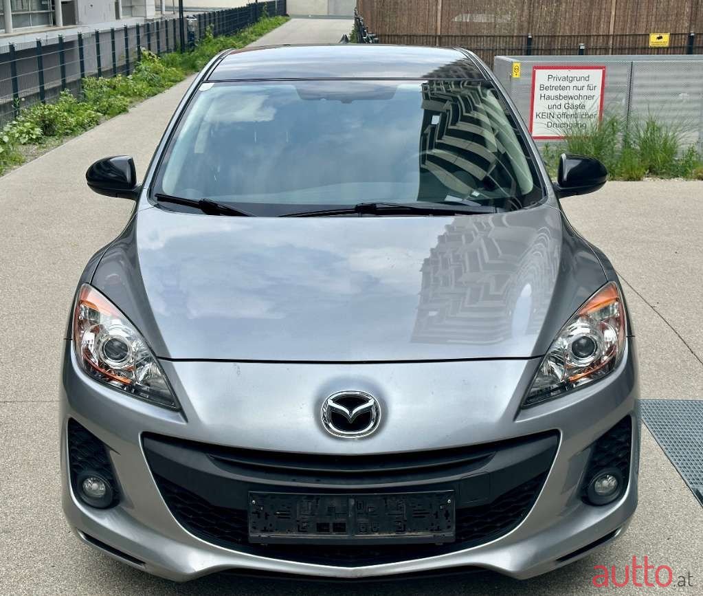 2012' Mazda Mazda3 photo #3
