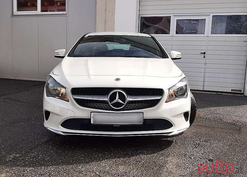 2017' Mercedes-Benz Cla-Klasse photo #5