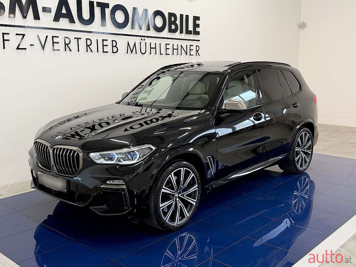 2020' BMW X5 photo #2