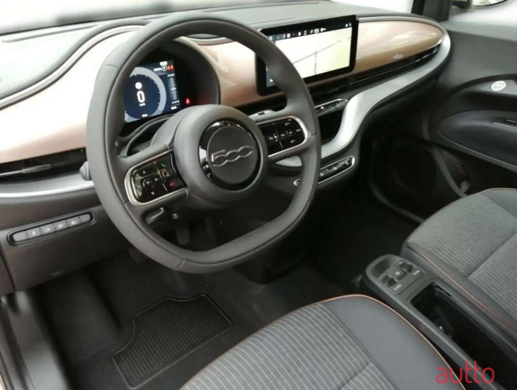 2020' Fiat 500 E photo #5