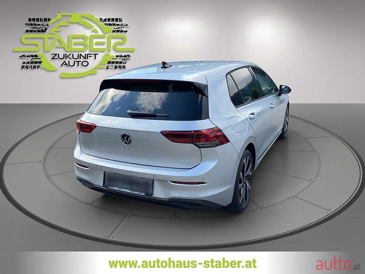 2024' Volkswagen Golf photo #4