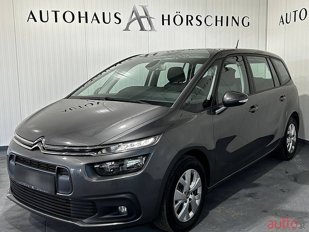 2020' Citroen Grand C4 SpaceTourer photo #3