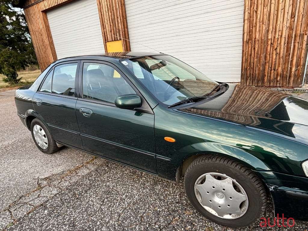 2001' Mazda 323 photo #6