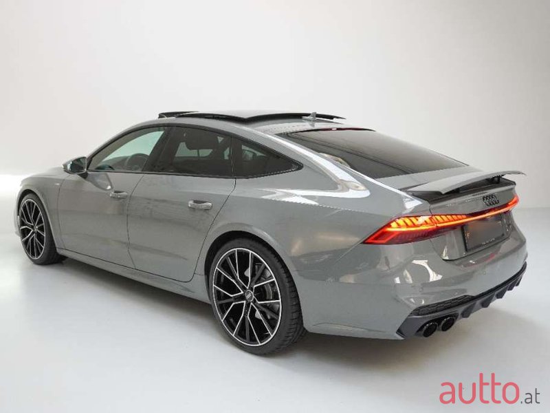 2019' Audi A7 photo #3