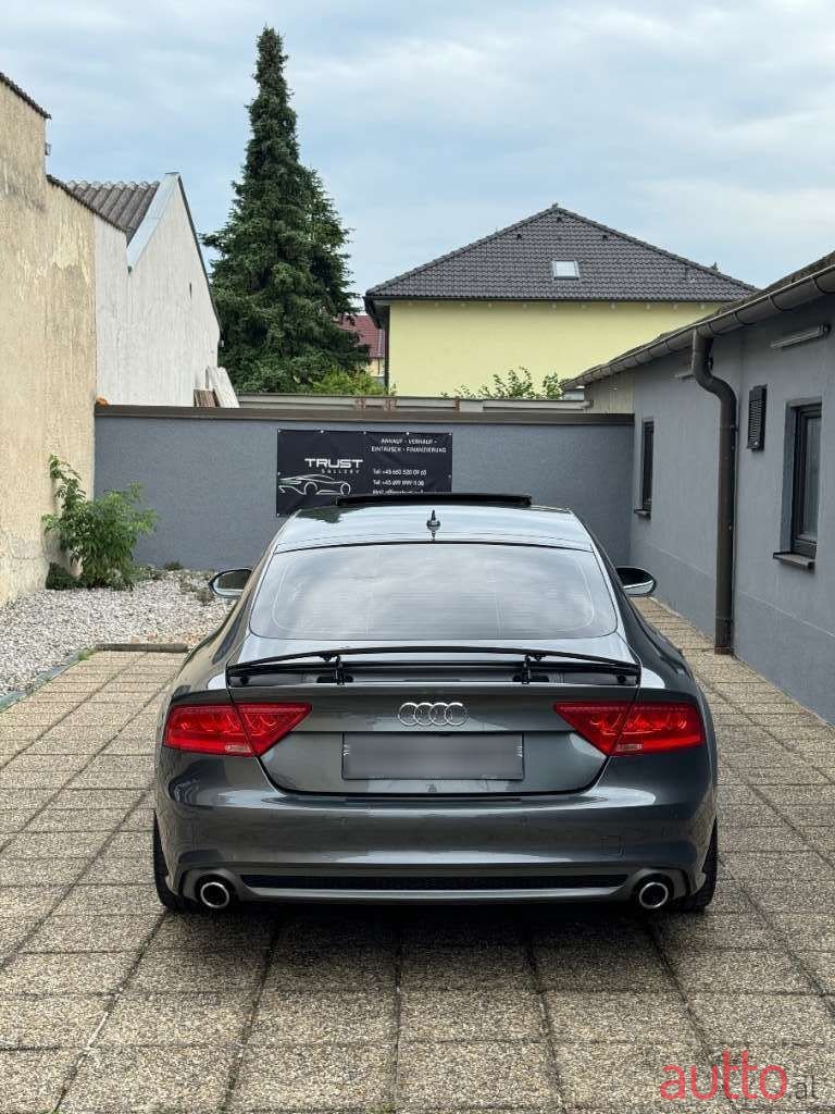 2011' Audi A7 photo #6