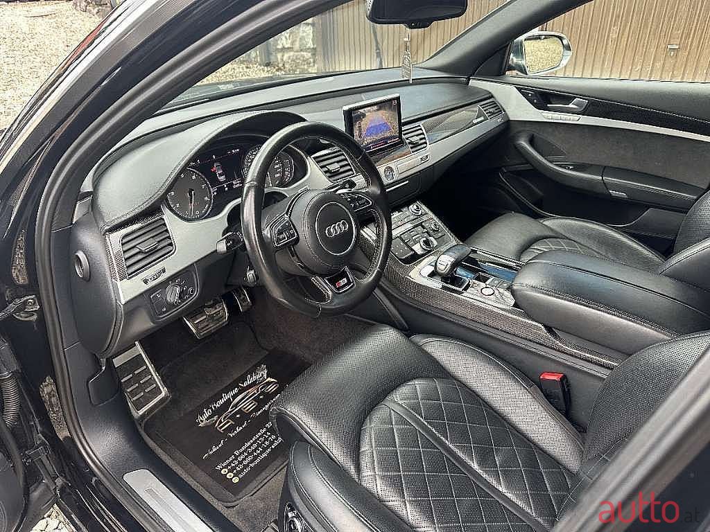 2013' Audi A8 photo #6