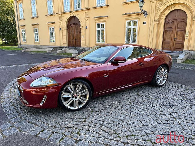 2010' Jaguar XKR photo #4