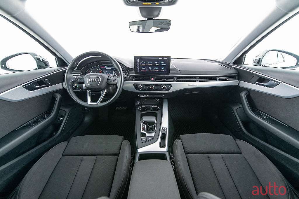 2022' Audi A4 photo #4