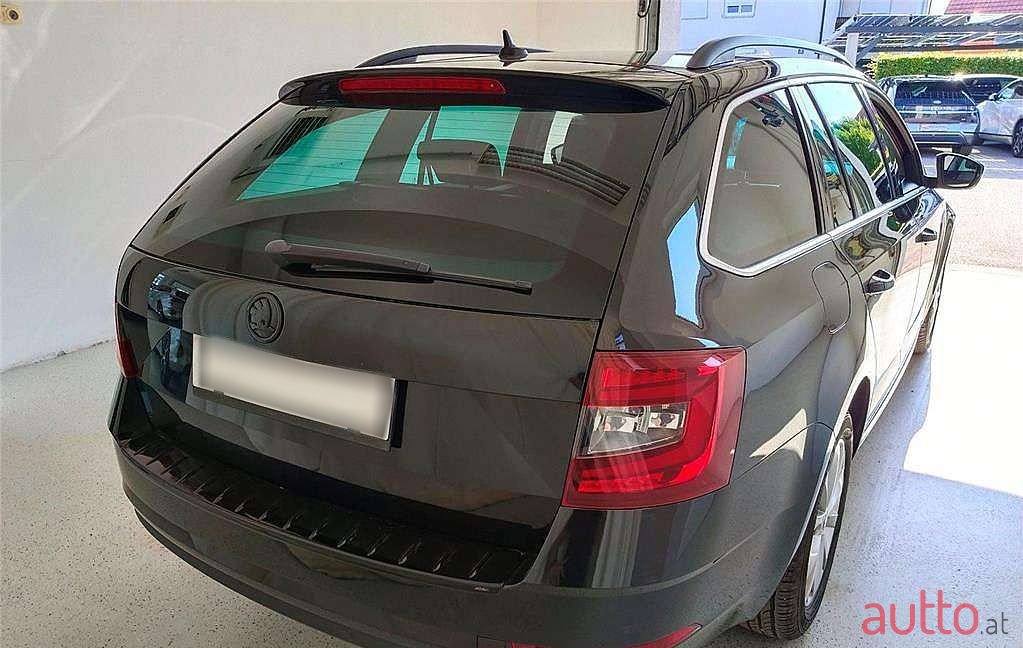 2018' Skoda Octavia photo #5