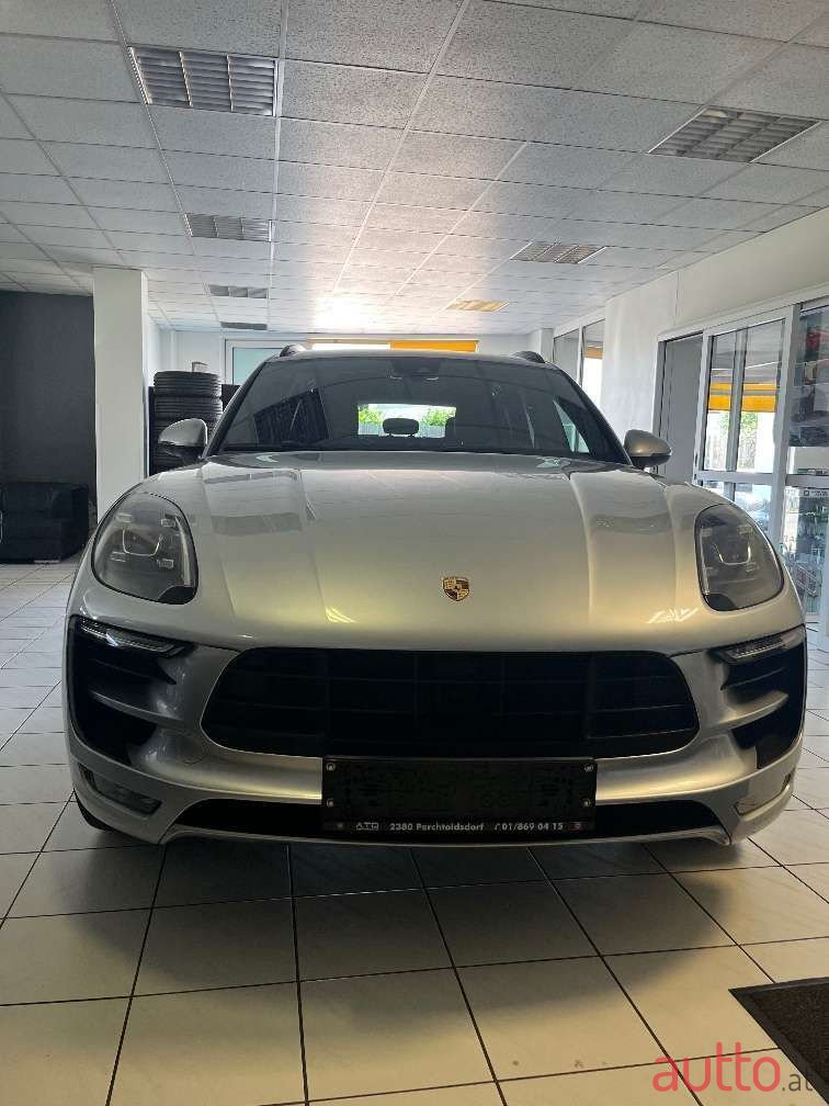 2016' Porsche Macan photo #5