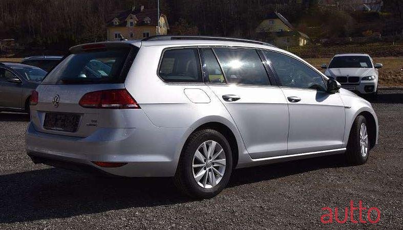 2014' Volkswagen Golf photo #3