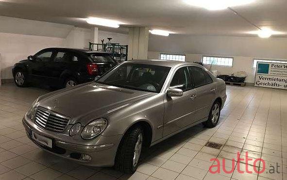 2004' Mercedes-Benz E-Klasse photo #2