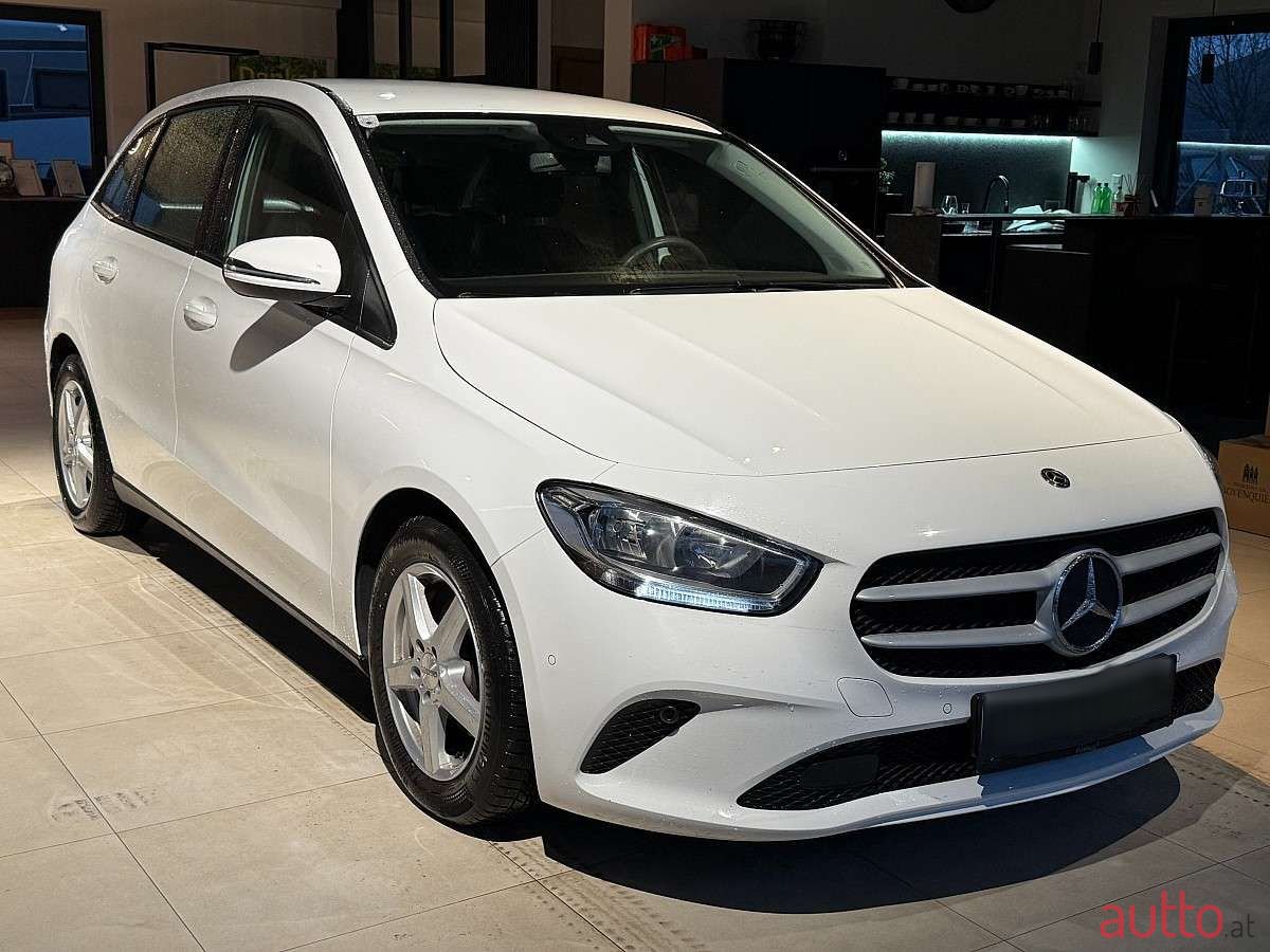 2020' Mercedes-Benz B-Klasse photo #2