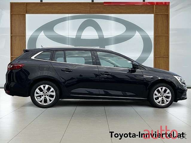 2020' Renault Megane photo #2