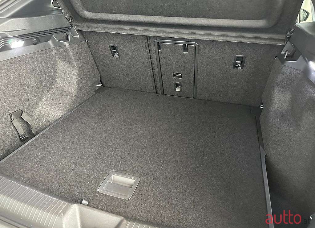 2022' Volkswagen ID.5 photo #4