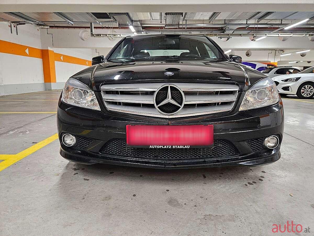2010' Mercedes-Benz C-Klasse photo #3