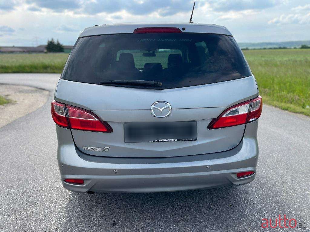 2011' Mazda Mazda5 photo #6